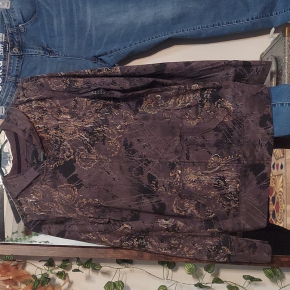 4 / $15. Maurices hooded zip jacket women's L - Picture 1 of 1